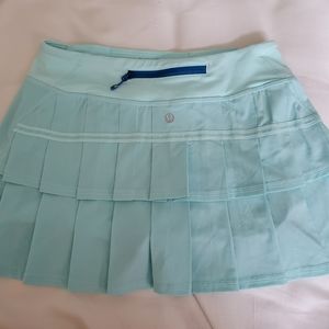 Lululemon light blue tennis skirt